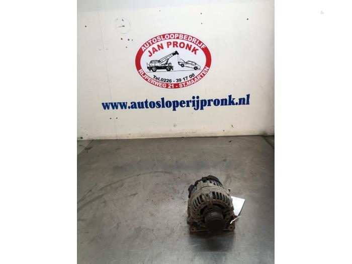 Gebruikte Dynamo Volkswagen Caddy III (2KA,2KH,2CA,2CH) 2.0 SDI Prijs € 40,00 Margeregeling aangeboden door Autosloopbedrijf Jan Pronk B.V.