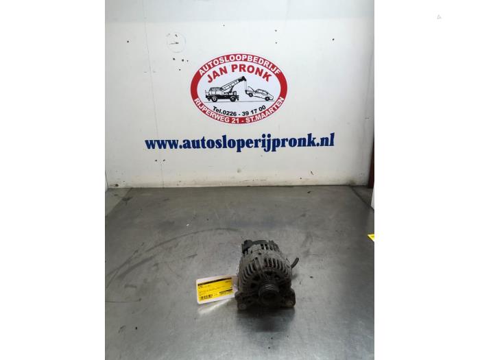 Gebruikte Dynamo Volkswagen Polo V (6R) 1.4 16V Prijs € 40,00 Margeregeling aangeboden door Autosloopbedrijf Jan Pronk B.V.