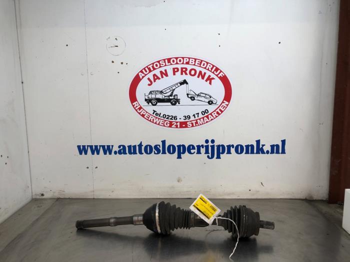 Gebruikte Aandrijfas rechts-voor Volvo XC90 I 2.9 T6 24V Prijs € 75,00 Margeregeling aangeboden door Autosloopbedrijf Jan Pronk B.V.