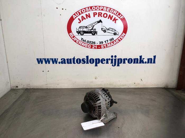 Gebruikte Dynamo Volvo V40 (VW) 2.0 16V Turbo Prijs € 40,00 Margeregeling aangeboden door Autosloopbedrijf Jan Pronk B.V.