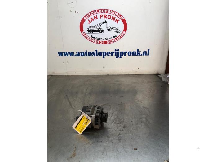 Gebruikte Dynamo Suzuki Celerio (LF) 1.0 12V Dualjet Prijs € 40,00 Margeregeling aangeboden door Autosloopbedrijf Jan Pronk B.V.