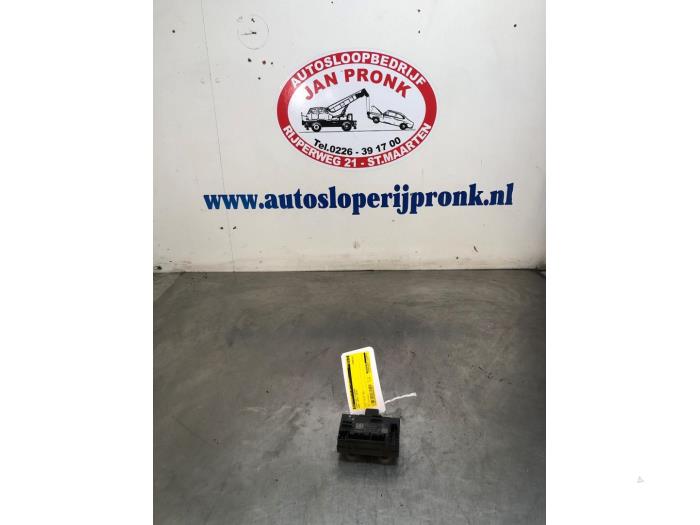Gebruikte Computer Diversen Seat Leon (5FB) 1.6 TDI Ecomotive 16V Prijs € 15,00 Margeregeling aangeboden door Autosloopbedrijf Jan Pronk B.V.