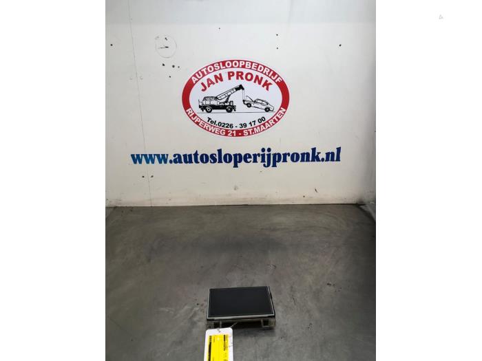 Gebruikte Display Interieur Peugeot 208 I (CA/CC/CK/CL) 1.2 Vti 12V PureTech 82 Prijs € 100,00 Margeregeling aangeboden door Autosloopbedrijf Jan Pronk B.V.