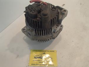 Gebruikte Dynamo Renault Megane Coupé (DA) 2.0i 16V Prijs € 35,00 Margeregeling aangeboden door Autosloopbedrijf Jan Pronk B.V.