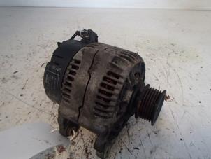 Gebruikte Dynamo Volkswagen Golf III (1H1) 1.9 TDI Prijs € 35,00 Margeregeling aangeboden door Autosloopbedrijf Jan Pronk B.V.