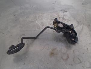 Gebruikte Gaspedaal Fiat Stilo (192A/B) 1.8 16V 3-Drs. Prijs € 50,00 Margeregeling aangeboden door Autosloopbedrijf Jan Pronk B.V.