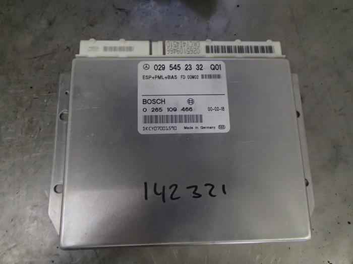 ABS Computer van een Mercedes-Benz E (W210) 3.2 E-320 CDI 24V 2000