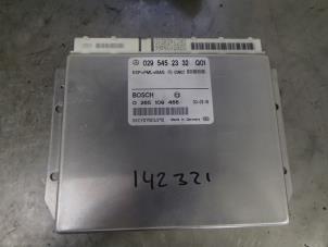 Computer ABS van een Mercedes-Benz E (W210) 3.2 E-320 CDI 24V 2000