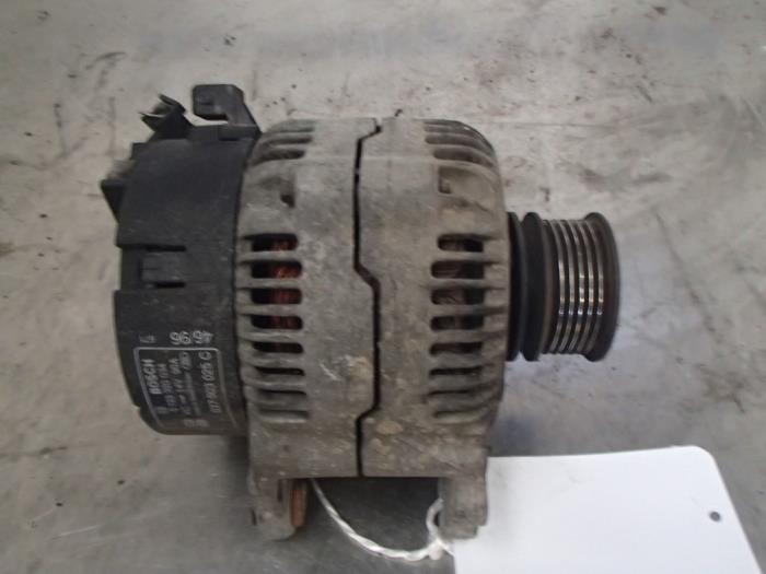 Gebruikte Alternator Audi A3 (8L1) 1.6 Prijs € 35,00 Margeregeling aangeboden door Autosloopbedrijf Jan Pronk B.V.