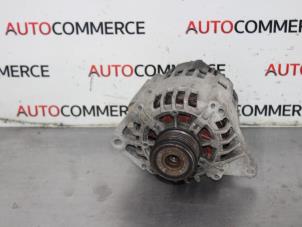 Gebruikte Dynamo Renault Scénic II (JM) 2.0 16V Prijs op aanvraag aangeboden door Autocommerce
