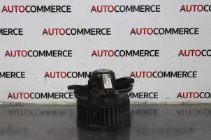 Gebruikte Kachel Ventilatiemotor Peugeot Partner Combispace 1.6 16V Kat. Prijs € 25,00 Margeregeling aangeboden door Autocommerce
