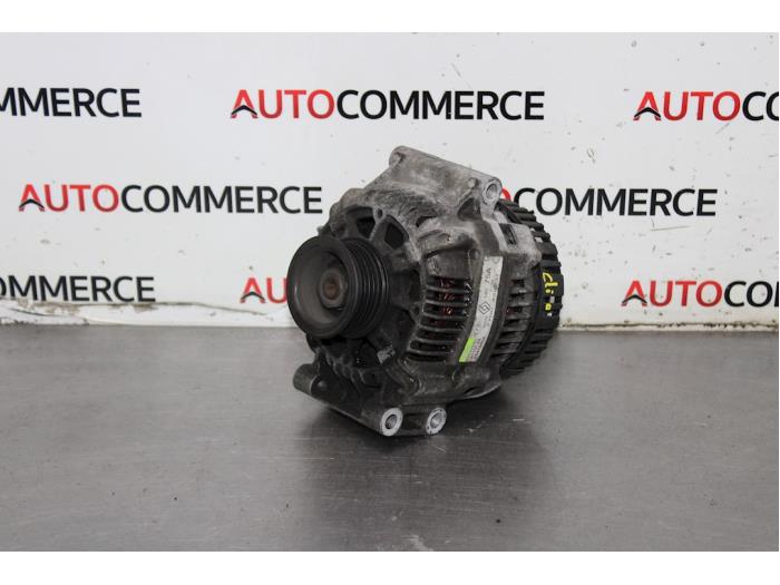 Gebruikte Dynamo Renault Clio II (BB/CB) 1.4 Prijs € 35,00 Margeregeling aangeboden door Autocommerce