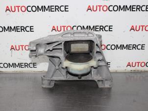 Gebruikte Motorrubber Peugeot 308 (L3/L8/LB/LH/LP) 1.6 BlueHDi 120 16V Prijs € 20,00 Margeregeling aangeboden door Autocommerce