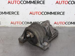 Gebruikte Motorrubber Peugeot Boxer (244) 2.2 HDi Prijs op aanvraag aangeboden door Autocommerce