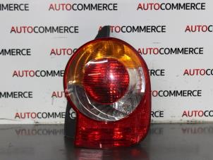 Gebruikte Achterlicht rechts Renault Modus/Grand Modus (JP) 1.5 dCi 80 Prijs € 30,00 Margeregeling aangeboden door Autocommerce