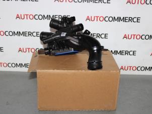 Nieuwe Thermostaathuis Peugeot 207 Prijs € 96,80 Inclusief btw aangeboden door Autocommerce