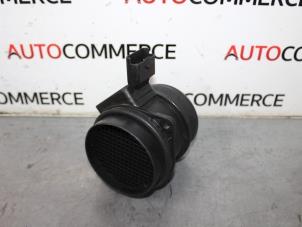 Gebruikte Luchtmassameter Citroen C8 (EA/EB) 2.2 HDi 16V Prijs € 20,00 Margeregeling aangeboden door Autocommerce