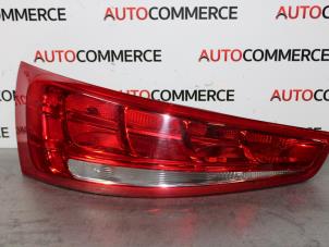 Gebruikte Achterlicht links Audi Q3 (8UB/8UG) 2.0 TDI 16V 120 Prijs € 50,00 Margeregeling aangeboden door Autocommerce