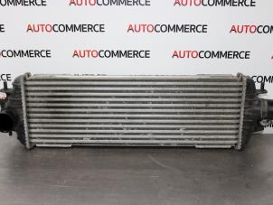 Gebruikte Intercooler Renault Trafic New (EL) 2.5 dCi 16V 135 Prijs op aanvraag aangeboden door Autocommerce