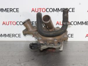 Gebruikte Koelvloeistof pomp Peugeot Boxer (U9) 2.2 HDi 150 Prijs € 35,00 Margeregeling aangeboden door Autocommerce