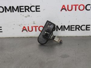 Gebruikte Sensor Bandenspanning Peugeot 807 2.0 HDi 16V 136 FAP Prijs op aanvraag aangeboden door Autocommerce