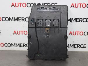 Gebruikte Computer Body Control Renault Scénic II (JM) 2.0 16V Prijs € 40,00 Margeregeling aangeboden door Autocommerce