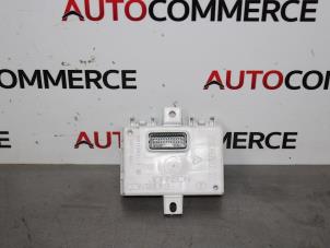 Gebruikte Computer Diversen Renault Megane III Grandtour (KZ) 1.5 dCi 90 Prijs € 15,00 Margeregeling aangeboden door Autocommerce