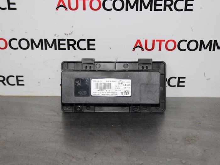 Gebruikte Bluetooth module Peugeot 208 I (CA/CC/CK/CL) 1.2 Vti 12V PureTech 82 Prijs € 50,00 Margeregeling aangeboden door Autocommerce