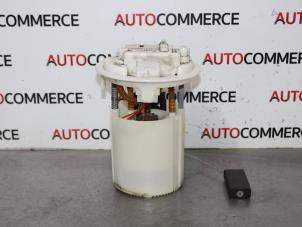 Gebruikte Benzinepomp Peugeot 207 CC (WB) 1.6 16V THP Prijs € 75,00 Margeregeling aangeboden door Autocommerce