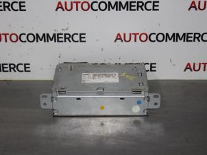 Gebruikte Regelunit Multi Media Peugeot 208 I (CA/CC/CK/CL) 1.2 Vti 12V PureTech 82 Prijs € 60,00 Margeregeling aangeboden door Autocommerce