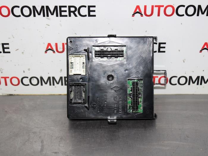 Gebruikte Computer Diversen Renault Espace (JK) 2.2 dCi 150 16V Grand Espace Prijs € 50,00 Margeregeling aangeboden door Autocommerce