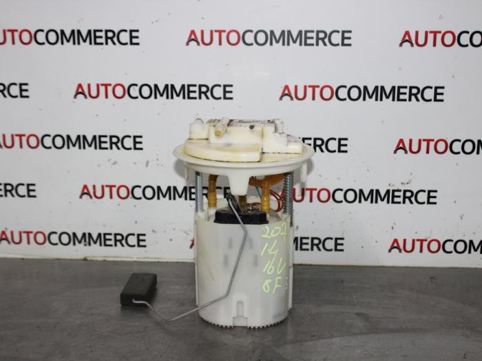 Benzinepomp van een Peugeot 207/207+ (WA/WC/WM) 1.4 2010