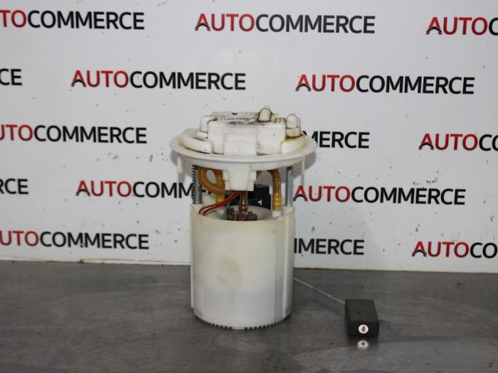 Benzinepomp van een Peugeot 207/207+ (WA/WC/WM) 1.4 2010