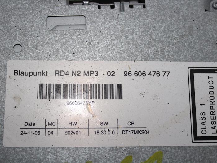 Gebruikte Peugeot 407 (6D) 1.6 HDi 16V Radio CD Speler