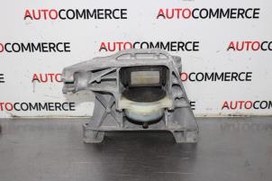 Gebruikte Motorrubber Peugeot 308 (L3/L8/LB/LH/LP) 1.6 BlueHDi 120 16V Prijs € 20,00 Margeregeling aangeboden door Autocommerce