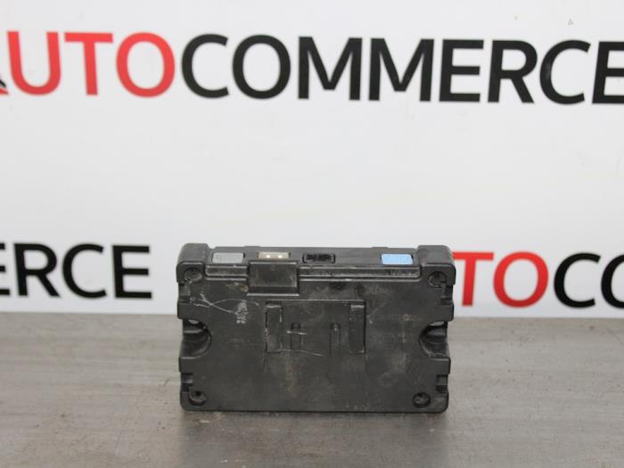 Gebruikte Computer Diversen Renault Twingo II (CN) 1.5 dCi 75 FAP Prijs € 100,00 Margeregeling aangeboden door Autocommerce