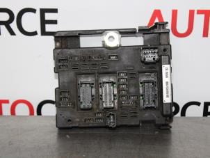 Gebruikte Zekeringkast Peugeot 307 (3A/C/D) 1.4 16V Prijs € 40,00 Margeregeling aangeboden door Autocommerce