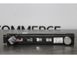 Gebruikte Diversen Renault Scénic III (JZ) 1.5 dCi 110 Prijs € 25,00 Margeregeling aangeboden door Autocommerce