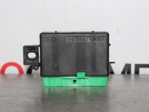 Gebruikte PDC Module Peugeot 208 I (CA/CC/CK/CL) 1.2 Vti 12V PureTech 82 Prijs € 20,00 Margeregeling aangeboden door Autocommerce