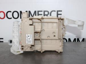 Gebruikte Zekeringkast Peugeot 108 1.0 12V Prijs € 40,00 Margeregeling aangeboden door Autocommerce