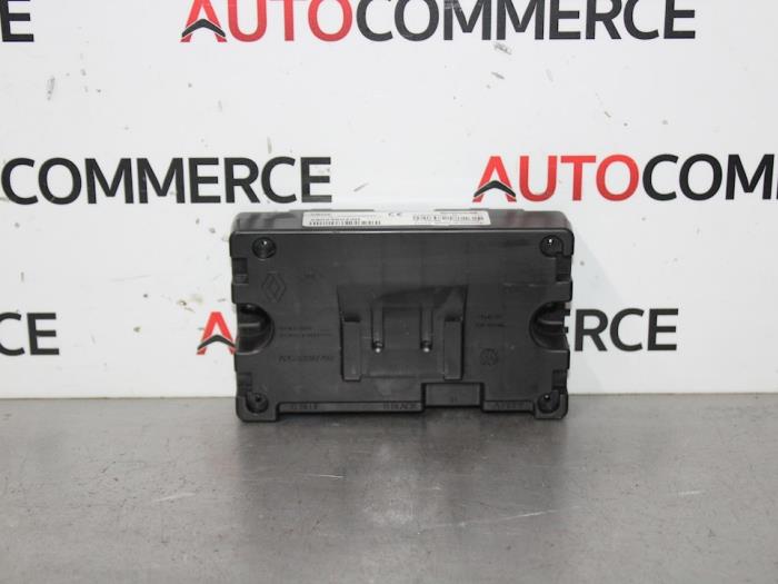 Gebruikte Computer Diversen Renault Megane III Grandtour (KZ) 1.5 dCi 110 Prijs € 160,00 Margeregeling aangeboden door Autocommerce