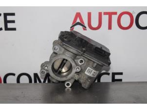 Gebruikte Gasklephuis Renault Megane III Berline (BZ) 1.2 16V TCE 115 Prijs € 20,00 Margeregeling aangeboden door Autocommerce