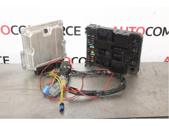 Gebruikte Computer Motormanagement Citroen C5 I Break (DE) 2.2 HDi 16V FAP Prijs € 200,00 Margeregeling aangeboden door Autocommerce