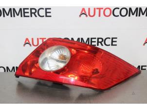 Gebruikte Achterlicht rechts Renault Megane II CC (EM) 1.6 16V Prijs € 35,00 Margeregeling aangeboden door Autocommerce