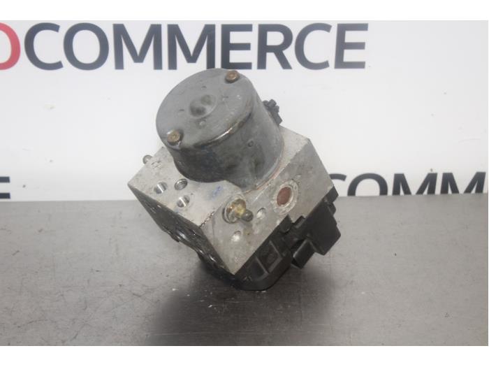 Gebruikte ABS Pomp Citroen Xsara Picasso (CH) 1.8 16V Prijs € 15,00 Margeregeling aangeboden door Autocommerce
