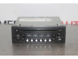 Gebruikte Radio Citroen Berlingo 1.6 Hdi 75 16V Phase 1 Prijs € 40,00 Margeregeling aangeboden door Autocommerce