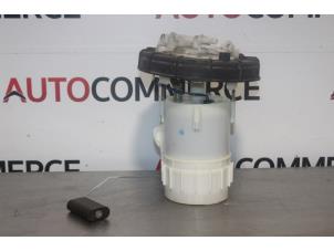 Gebruikte Benzinepomp Peugeot 208 I (CA/CC/CK/CL) Prijs € 40,00 Margeregeling aangeboden door Autocommerce