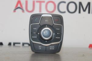 Gebruikte Multi Media Regelunit Peugeot 508 (8D) 1.6 HDiF 16V Prijs € 70,00 Margeregeling aangeboden door Autocommerce