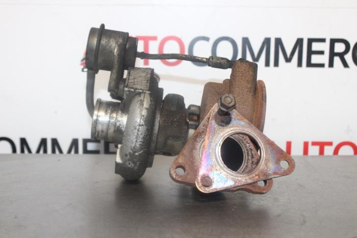 Turbo van een Peugeot Boxer (U9) 2.2 HDi 100 Euro 4 2007