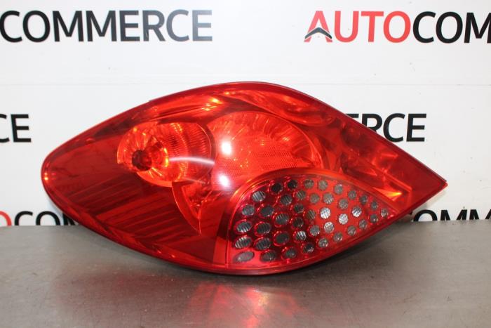 Peugeot 207 - Achterlicht links